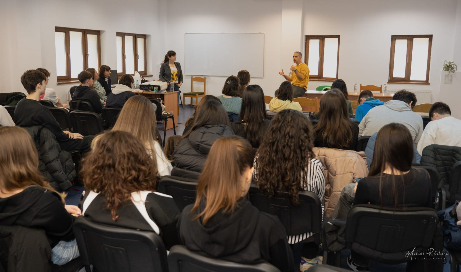 Dă mai departe! – Un proiect dezvoltat de Fundația Culturală Augustin Buzura și Metropolitan Life