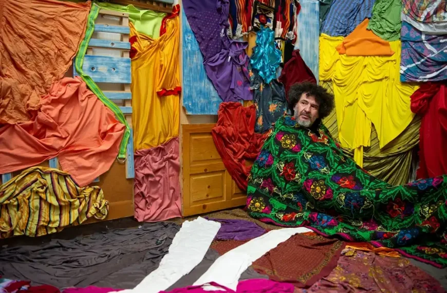 CÂRPE DIEM: cu dramoleta cea de toate zilele și cabotinismul cotidian la ecograful Comănescu