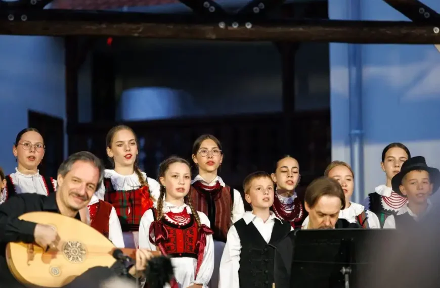 Angela Ferencz: Muzica veche definește mai bine Miercurea Ciuc decât hocheiul