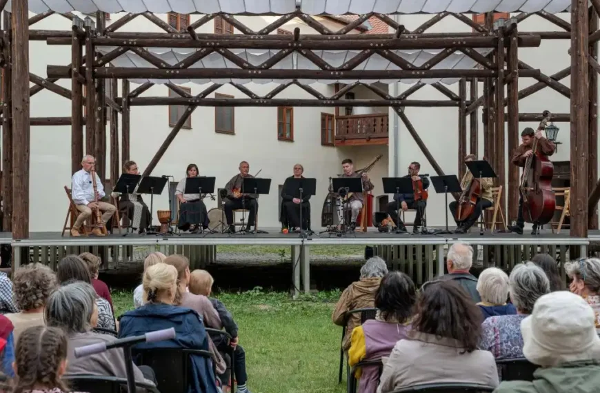 „Interpretul de muzică veche este într-o anumită măsură și un cercetător”