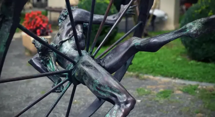 Video | Un portret în timp: Ion Mândrescu între atelier, bronz și memorie