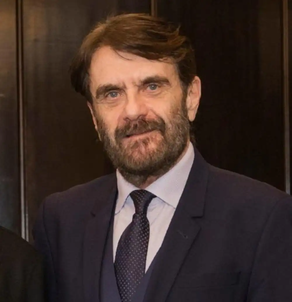 Gândirea critică se formează exersând